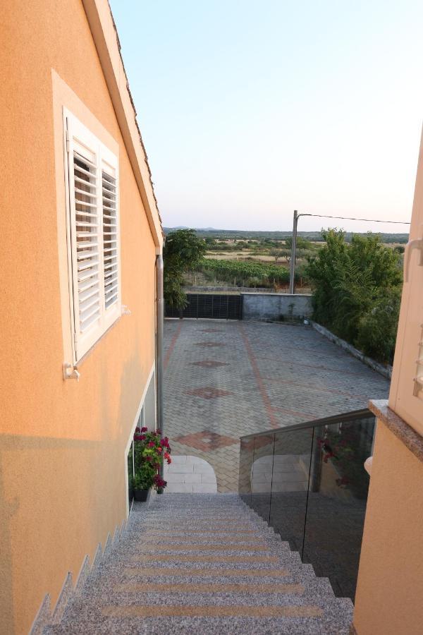 Apartman Chiara Galovac  Extérieur photo